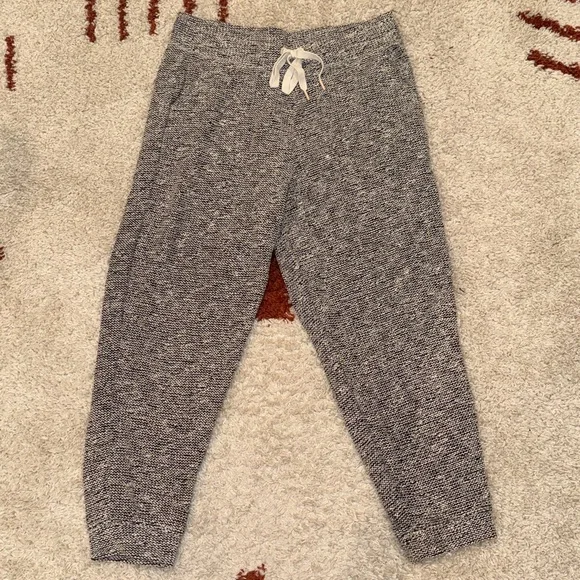 Aerie Offline Snowday Textured Woven Jogger - Picture 4 of 11